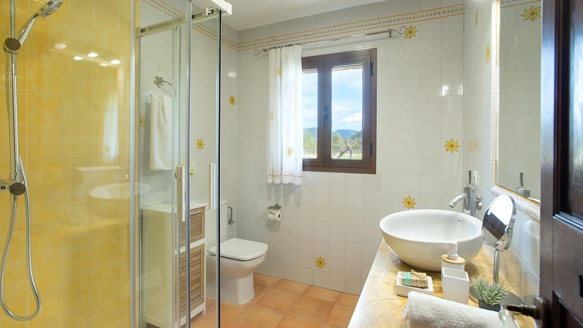 Owl Booking Villa Gabelli - Rustic Stay With Great Views كامبانيت